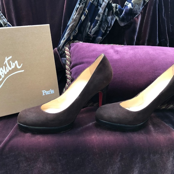 Louboutin Brown Suede Pump - Picture 7 of 8